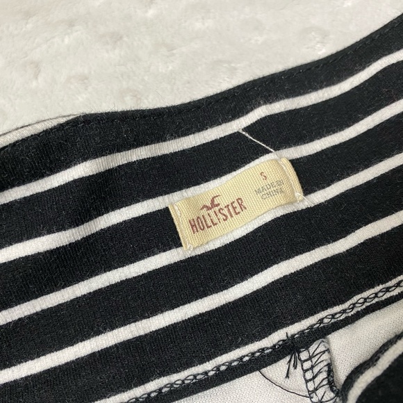 Hollister Shorts (size Small) - Picture 4 of 6